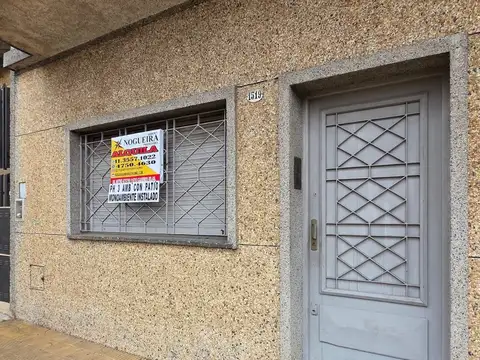 PH AL FRENTE- 3 AMBIENTES CON PATIO INDEPENDIENTE-CASEROS NORTE.