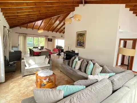 Casa Barrancas de Iraola