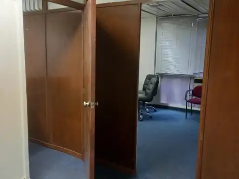 Oficina en Alquiler 50 años