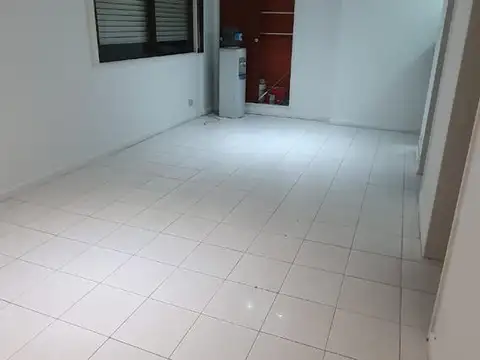 Departamento en Alquiler con 1 cochera