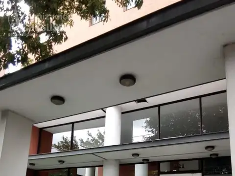 Depto. - Av. Centenario al 921