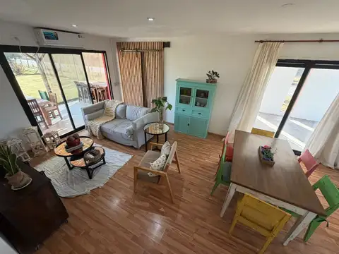 Casa en Venta con 1 cochera