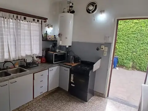 Casa en Alquiler en Hurlingham, $ 1.300.000