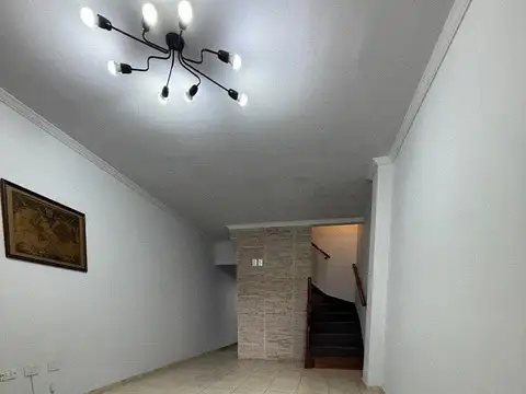 Casa en Venta en Moron Sur, USD 98.000