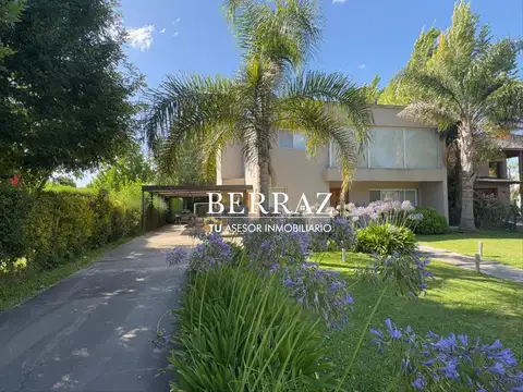 Casa Venta 4 Dormitorios Barrio El Recodo Lote de 924 m2 Pilar