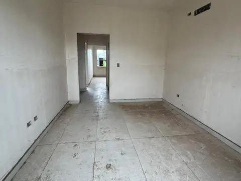 Casa 3 ambientes con 1 baño