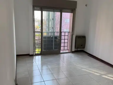Departamento en venta - 2 Dormitorios 1 Baño - 68mts2 - Tigre