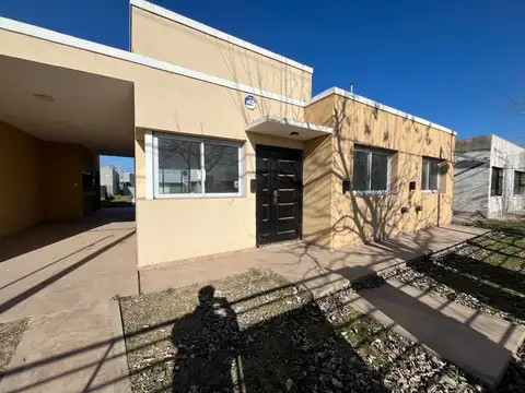 Casa en Venta en Roldan, San Lorenzo