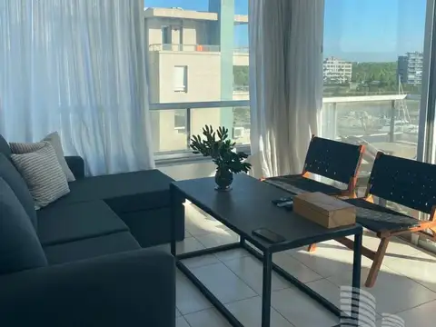 Departamento en Alquiler con 1 cocheras