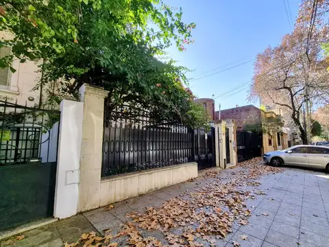 Depto Tipo Casa 5 ambientes con 2 baños