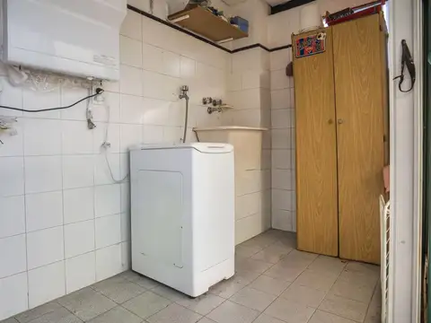 Depto Tipo Casa en Venta de 5 ambientes
