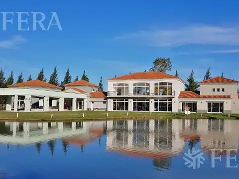 Venta lote de 1067 m2 en Club Miralagos II - La Plata