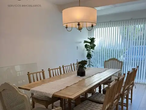 Casa 4 ambientes con 3 baños