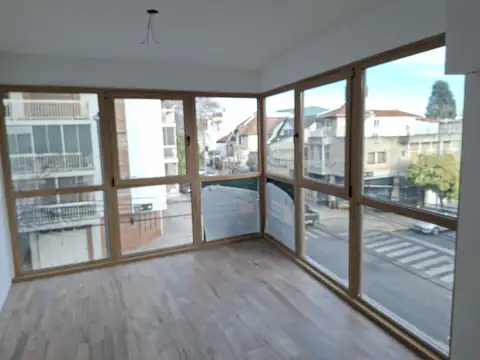 Quevedo 3500, Piso 2
