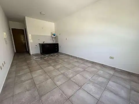 Departamento en Alquiler en Nuestra Señora De Lourdes, $ 270.000