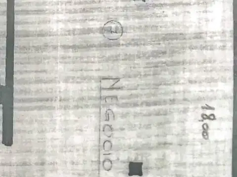 Tucuman y Esmeralda, muy buen local a la calle - amplio destino