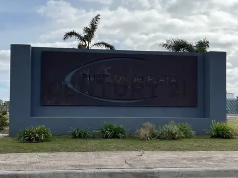 63 e/ Autopista Buenos Aires La Plata y Costanera del Rio de La Plata 7800, Piso 0
