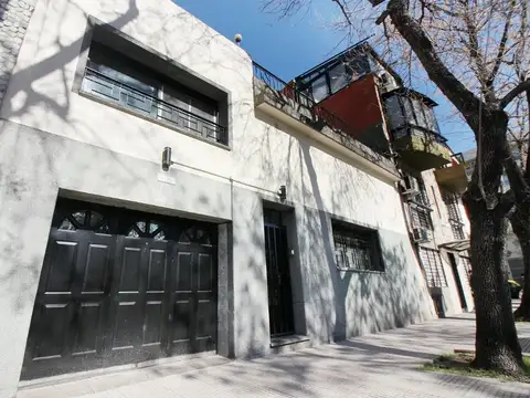 Venta Casa  Parque Patricios Garaje APTO CREDITO