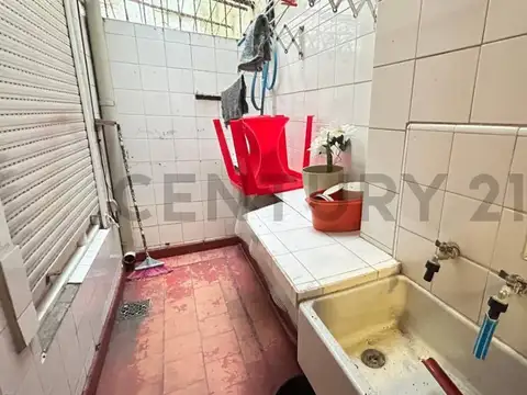 VENTA DEPARTAMENTO 2 AMBIENTES PB CENTRO