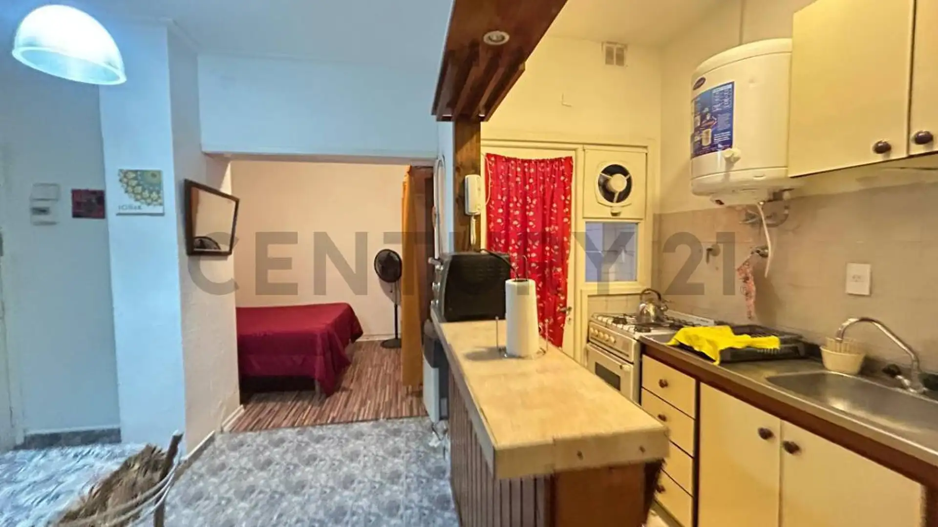 Venta departamento 2 ambientes PB Centro