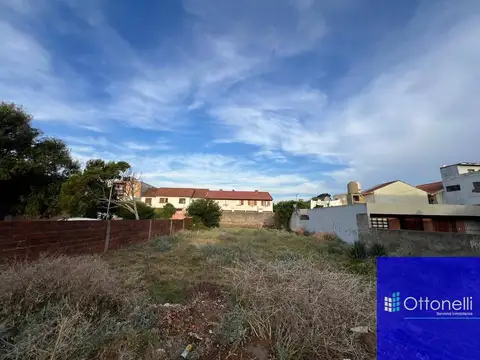 Terreno en Venta 15  mts Fondo