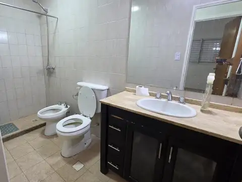 Departamento de 3 dormitorios en ALQUILER en Barrio San Salvador
