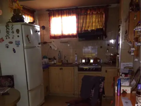 SE ACEPTA PERMUTA - CONSULTAR - SEMI PISO EN ESQUINA - EXCELENTE UBICACIÓN !!!