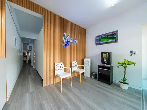 Local en Venta 40 años