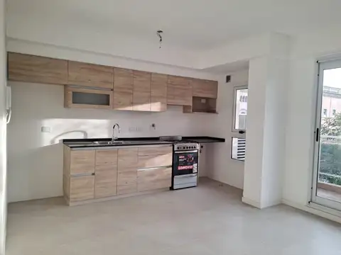 HERMOSO DEPARTAMENTO 2 AMBIENTES 4TO PISO FRENTE