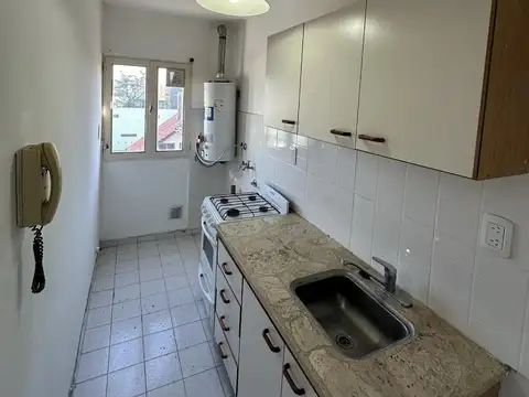 Balcarce 2900, Piso 2