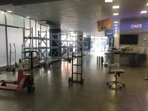 Local en Alquiler en San Cristobal, $ 111