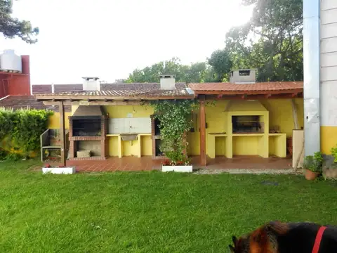 Dúplex en venta - 2 Dormitorios 1 Baño - Villa Gesell