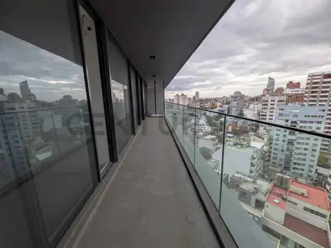 Av. del Libertador 7400, Piso 15