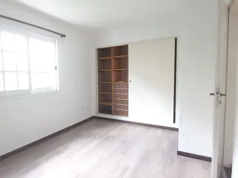 Departamento en Alquiler en Ituzaingo Norte, $ 850.000