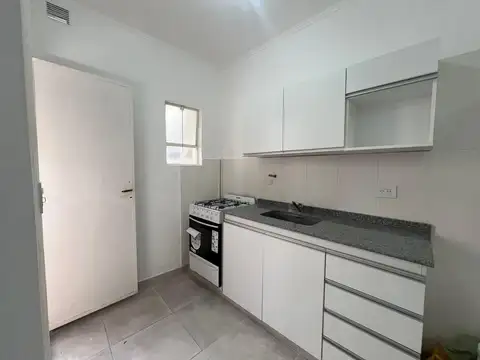 Depto Tipo Casa en Alquiler de 1 dormitorio