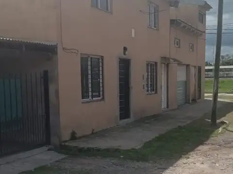 3 DEPARTAMENTOS + LOCAL + DEPOSITO, GRAL RODRIGUEZ