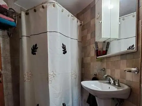 Casa en Venta en Castelar, USD 299.000