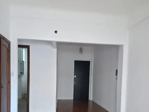 Adolfo Alsina 1700, Piso 5