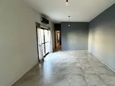 Depto Tipo Casa en Venta de 2 ambientes