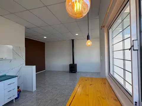 Casa en venta - 2 Dormitorios 1 Baño - General Alvear