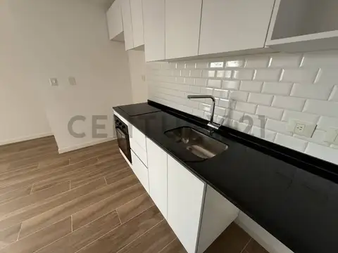 Avenida Rivadavia 3200, Piso 0