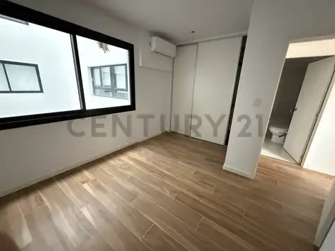 VENTA DEPARTAMENTO TRES AMBIENTES ALMAGRO