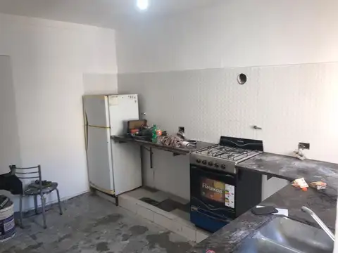 Departamento 6 ambientes con 2 baños