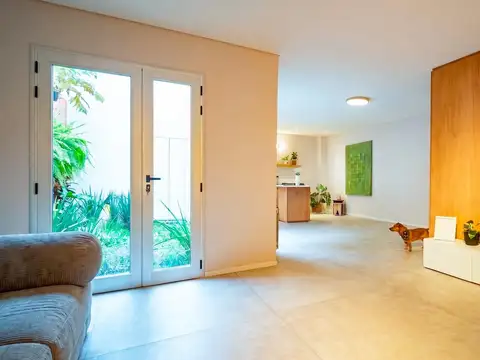 Casa 4 ambientes con 2 baños
