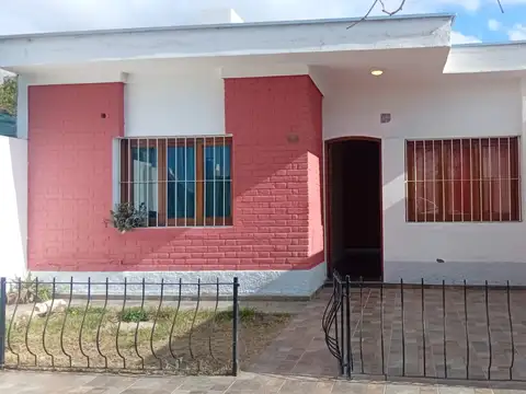 CASA  EN ALQUILER