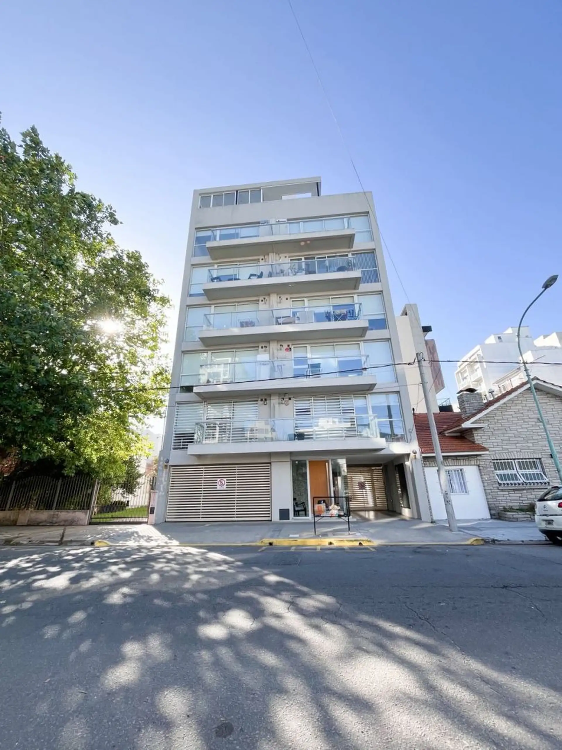 Depto 3 amb, 78m² en Zona Guemes, moderno y luminoso