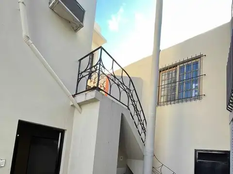 Leguizamón e/ Cucha Cucha y Gral Nazar