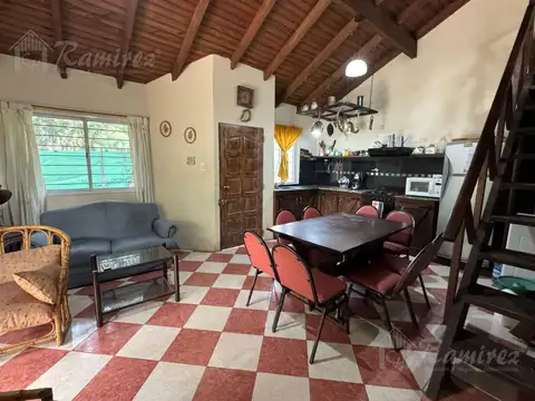 Casa 4 ambientes con 2 baños