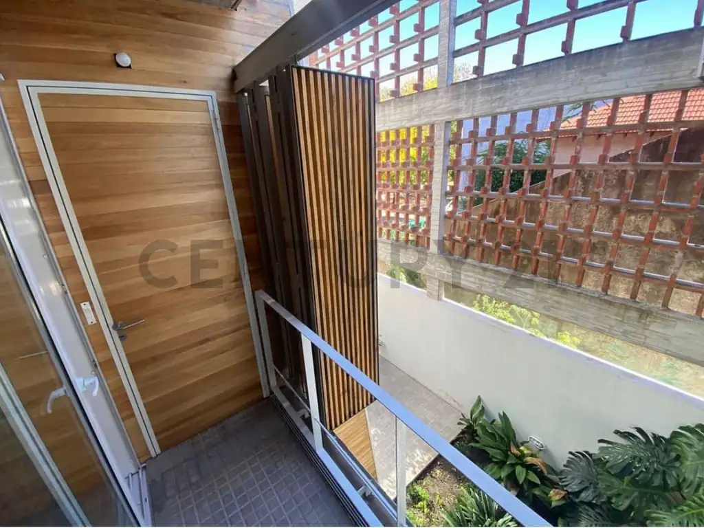 29 entre 37 y 38 200, Piso 1