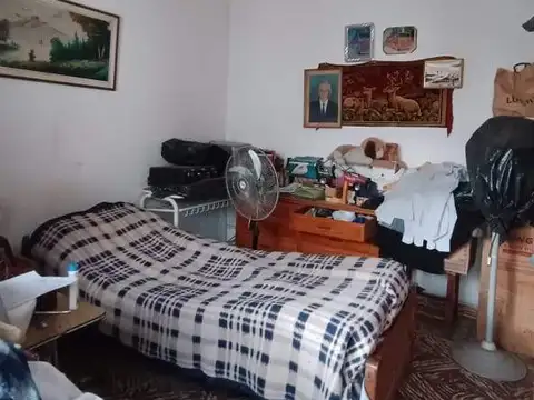 Carlos Lorenzini 300